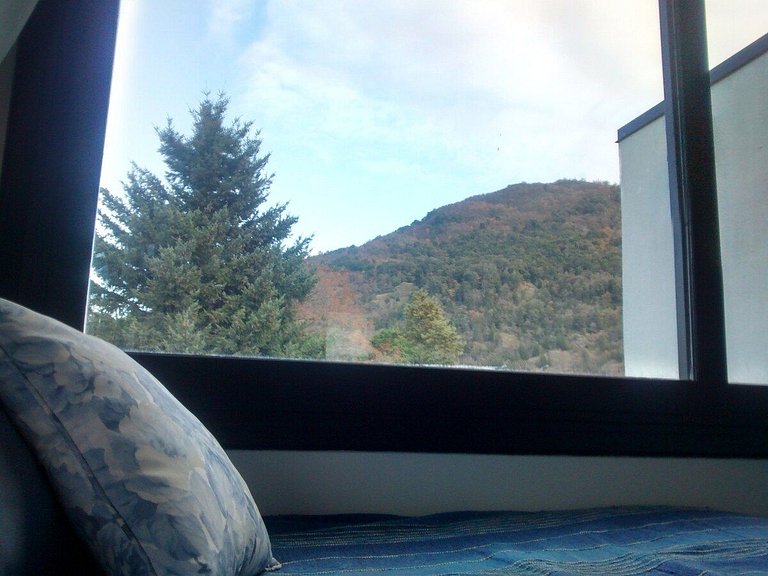 Monoambiente amplio con terraza - AlquilaMiCasa