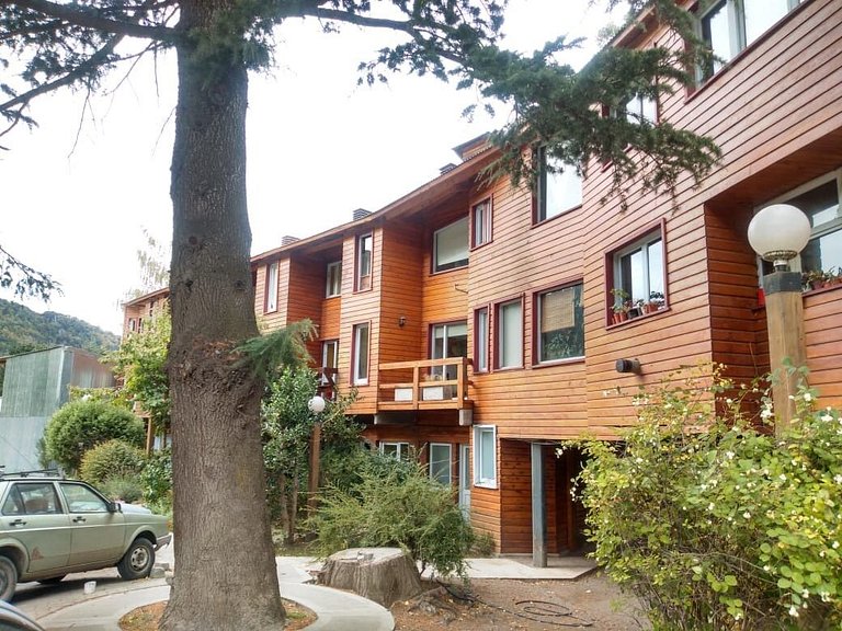 Triplex centrico frente al arroyo