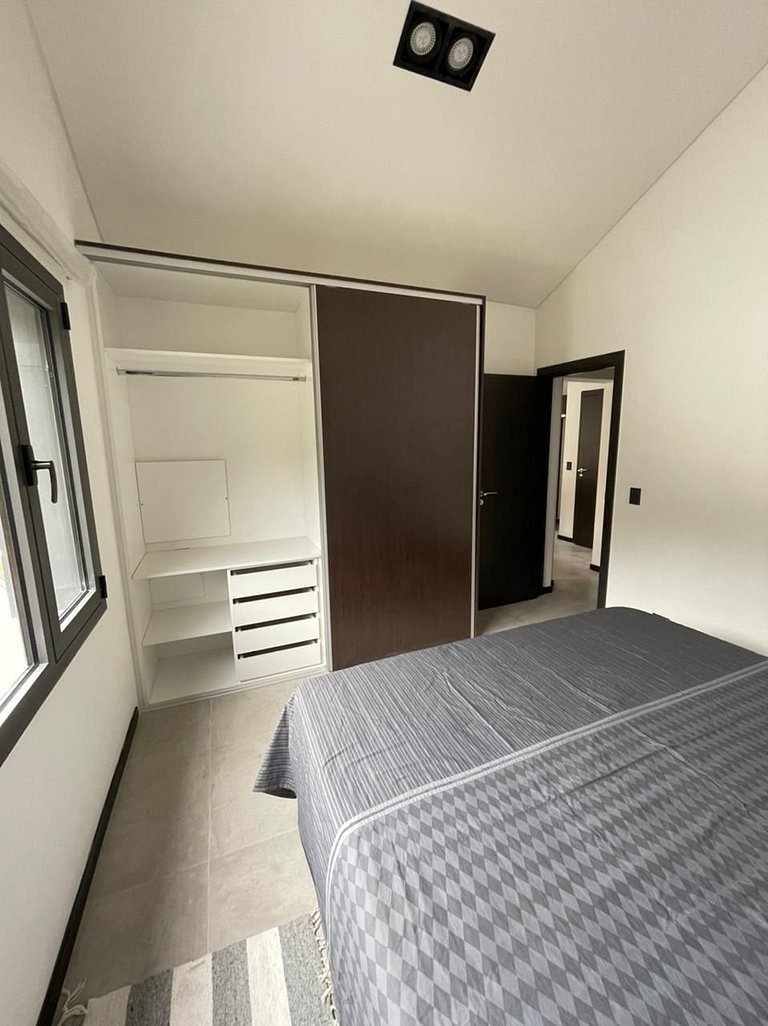 Alquiler moderno departamento centro san martin de los andes