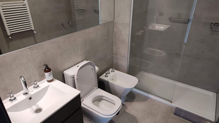 Alquiler moderno departamento centro san martin de los andes