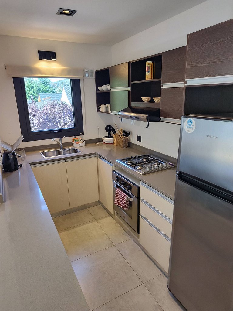Alquiler moderno departamento centro san martin de los andes