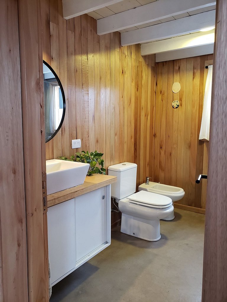 CASA EN BARRIO CERRADO CON GRAN VISTA