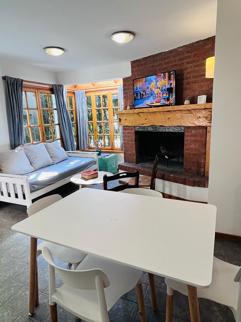 Acogedora cabaña con parrilla - AlquilaMiCasa