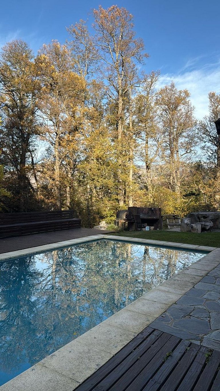 Casa para 8/10 con pileta climatizada y amplio quinchi