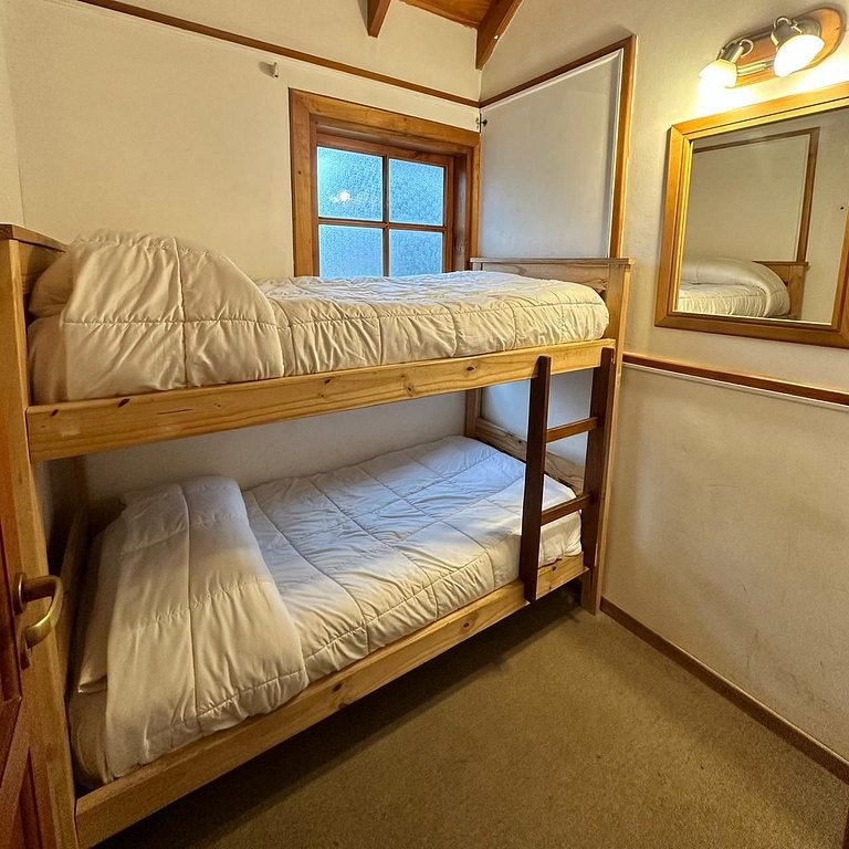 Cabañas con pileta climatizada junto al río