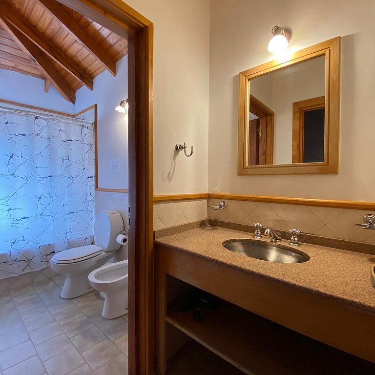 Cabañas con pileta climatizada junto al río