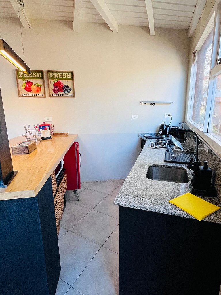 Tríplex moderno frente al arroyo y gran ubicación.