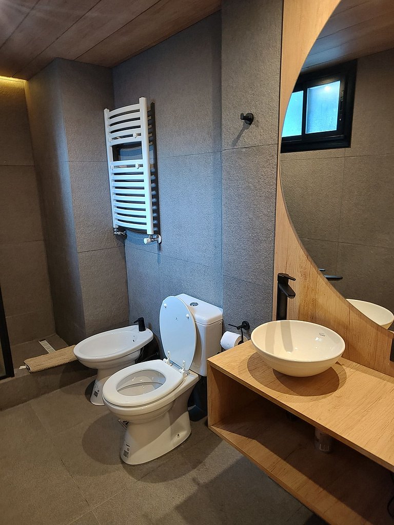 Comodo dos ambientes en el centro