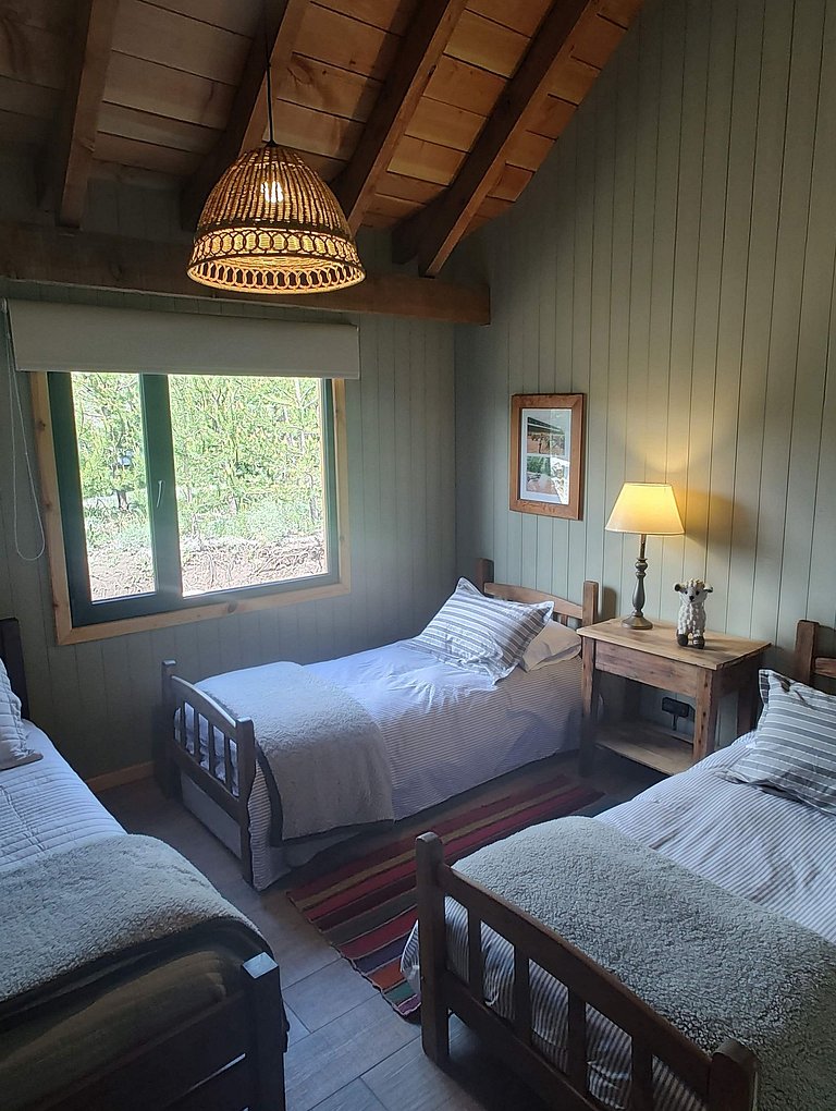 Casa amplia y moderna vista panorámica al C. Lolog