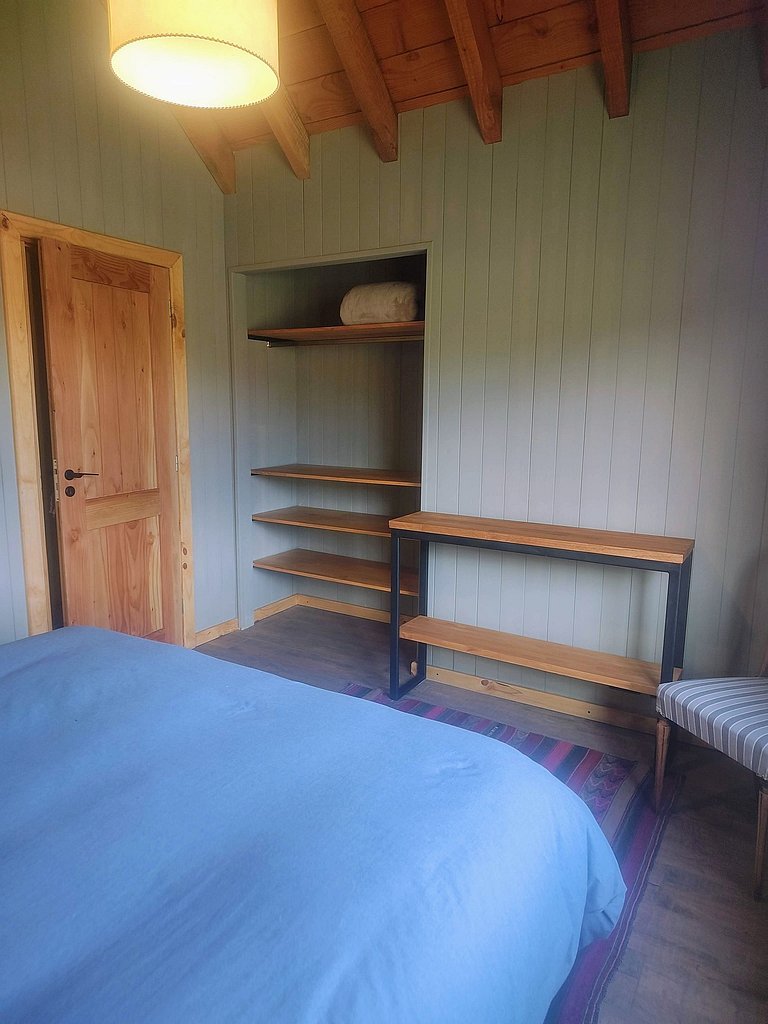 Casa amplia y moderna vista panorámica al C. Lolog