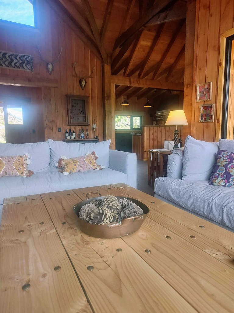 Casa amplia y moderna vista panorámica al C. Lolog