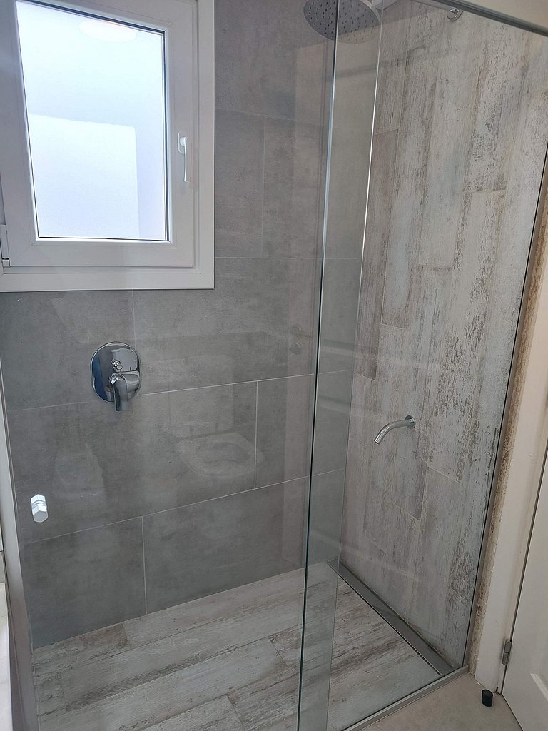 Depto Moderno con vista a C. Curruhuinca + parking