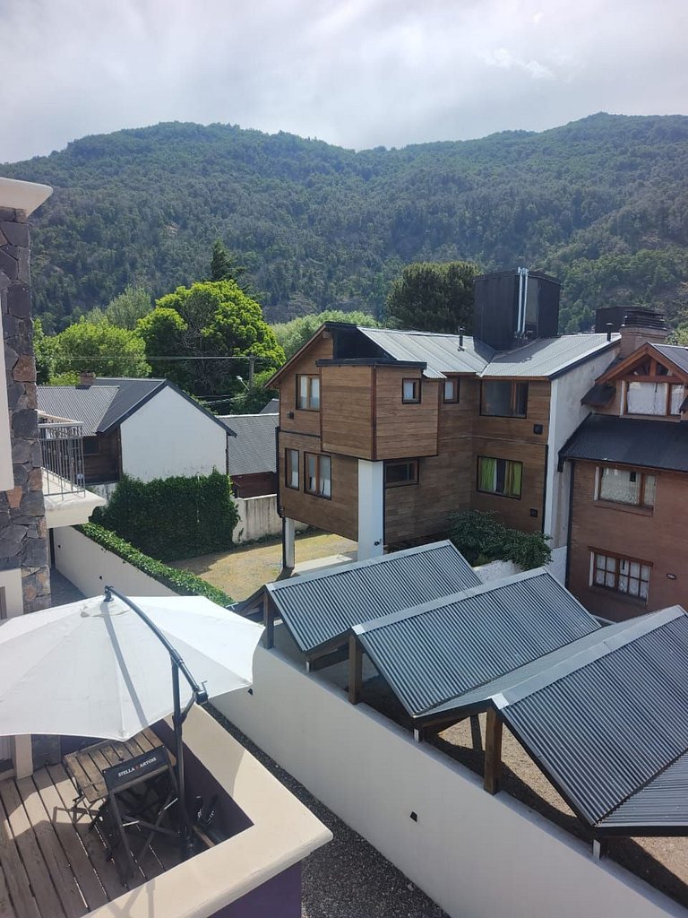 Depto Moderno con vista a C. Curruhuinca + parking