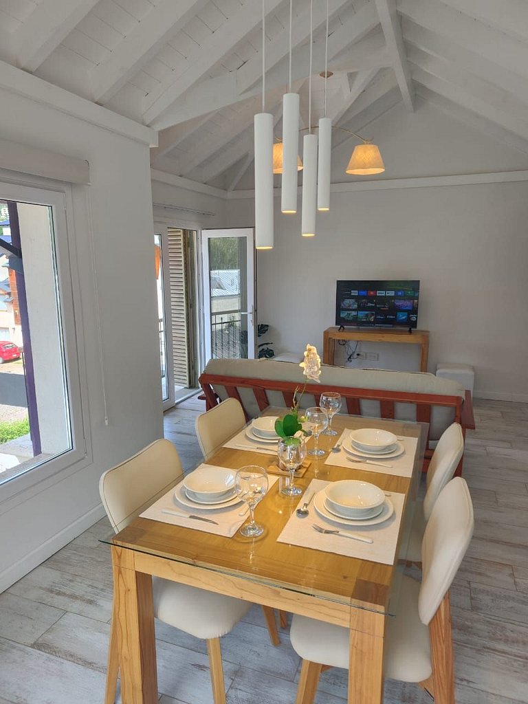 Depto Moderno con vista a C. Curruhuinca + parking