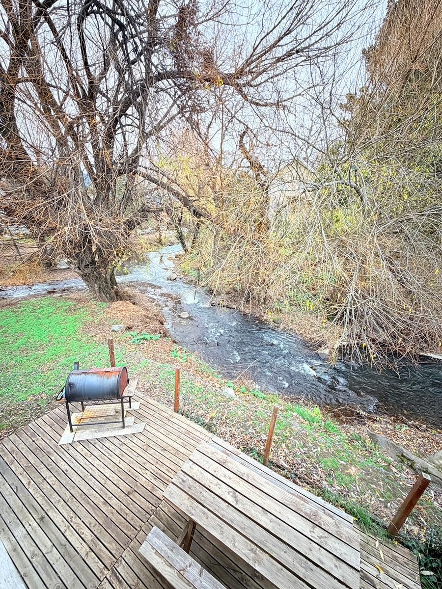 Cabaña Cabaña soñada sobre el arroyo con dos dormitorios en Centro, foto 34