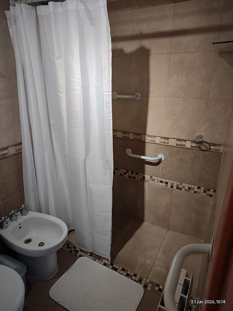 Departamento con pileta climatizada para 2