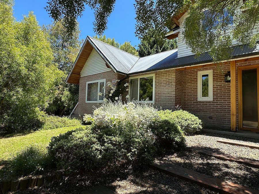 Casa Casa con 4 dormitorios hogar a leña y jardín con parrilla en San Martín de los Andes, foto 18